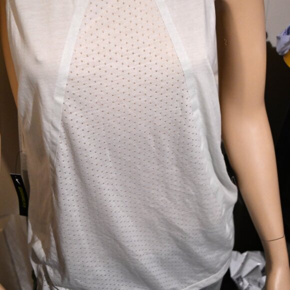 Women's NIKE Running Breathe sleeve less DRI FIT TOP MSRP 45.00 XS-L Green NWT - Picture 4 of 9